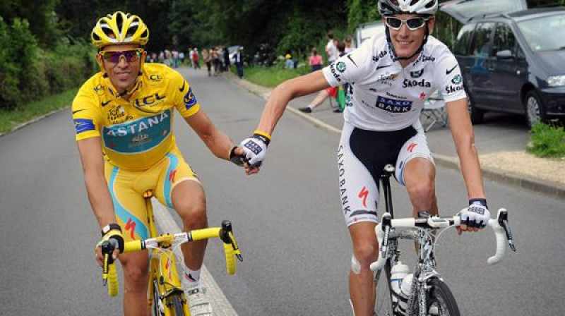 Alberto Kontadors un Endijs Šleks
Foto: Roberto Bettini, cyclingnews.com