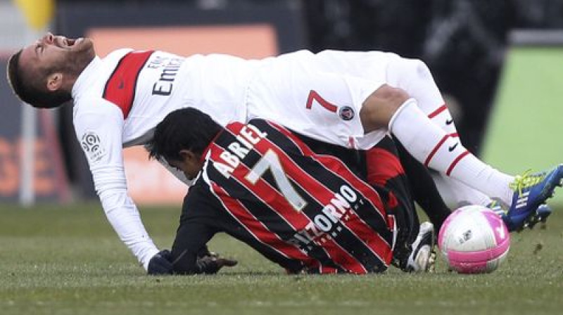 Fabriss Abrjels pret Žeremiju Menē
Foto: AFP/Scanpix