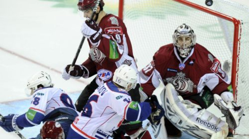 Māri Jučeru un "Dinamo" aizsardzību gaida smaga spēle
Foto: Romāns Kokšarovs, Sporta Avīze, f64