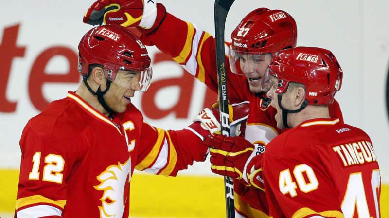 Džeroms Iginla, Dereks Smits, Alekss Tangejs
Foto: AP/Scanpix