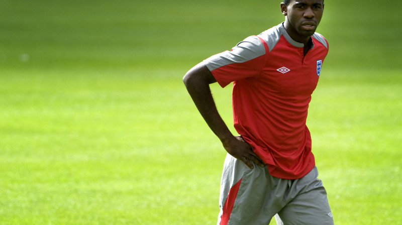 Fabriss Muamba turpina cīņu par dzīvību 
Foto: Scanpix Sweden