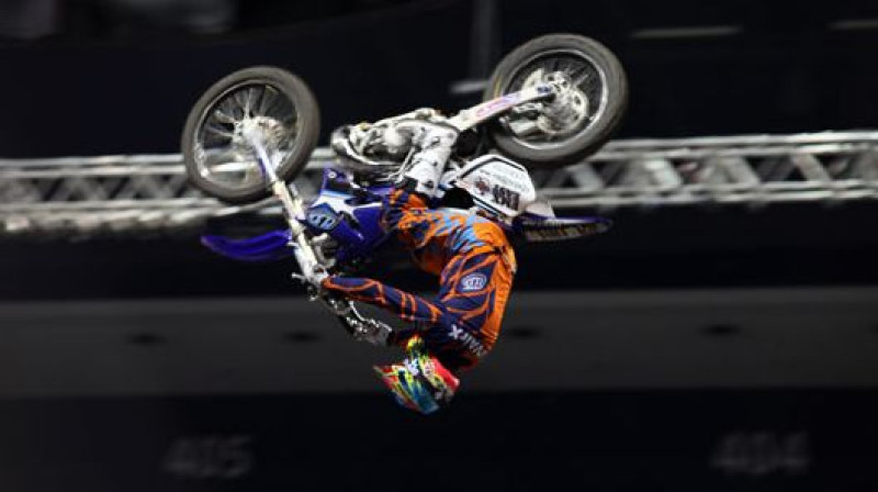 Foto: www.nightofthejumps.com
