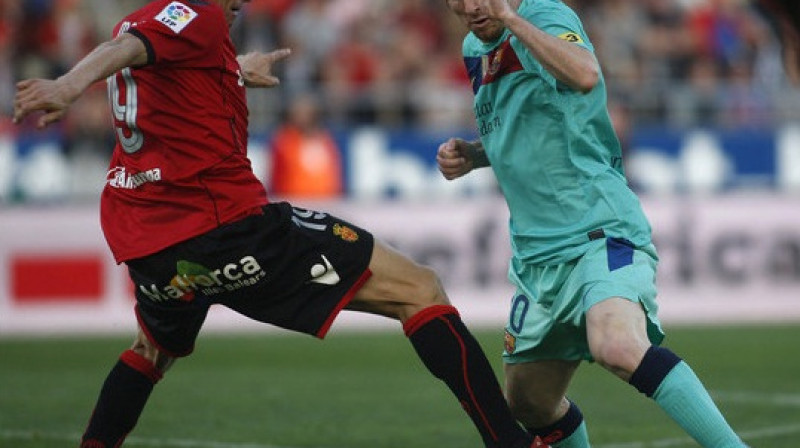 Lionels Mesi (no labās)
Foto: AP/Scanpix