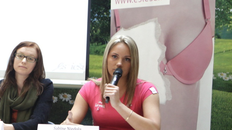 Sabīne Niedola 28. martā tirdzniecības parkā "Alfa" piedalījās sociālās kampaņas "Es iešu" preses konferencē
Foto: Nora Krevņeva, f64