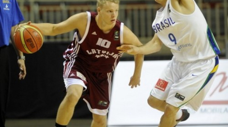 Artūrs Brēmers: veiksmīgas pirmās spēles U20 izlases sastāvā.
Foto: fiba.com