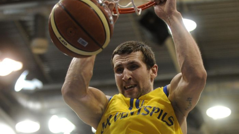 Ronalds Zaķis
Foto: Romāns Kokšarovs, Sporta Avīze