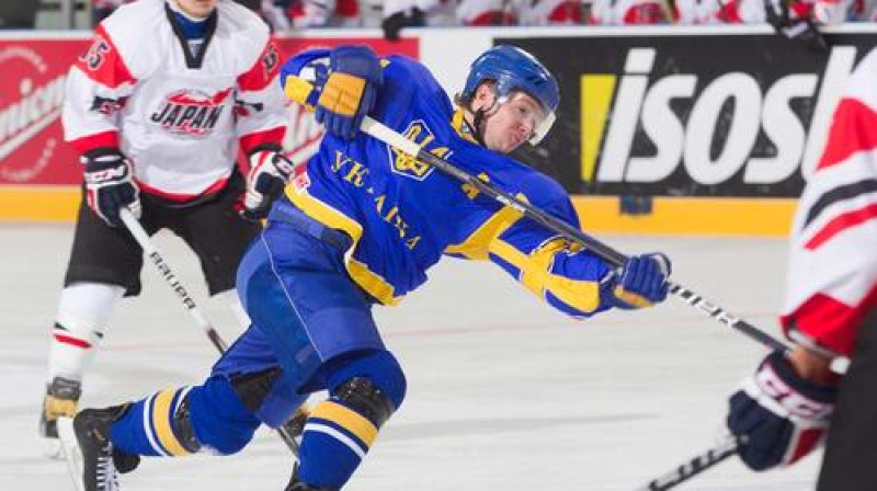 Ukraina uzveica Japānu, taču ar to nepietika...
Foto: iihf.com