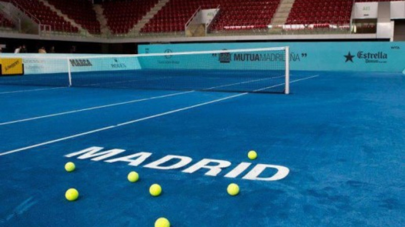 Zilā māla segums Madridē
Foto: perfect-tennis.co.uk