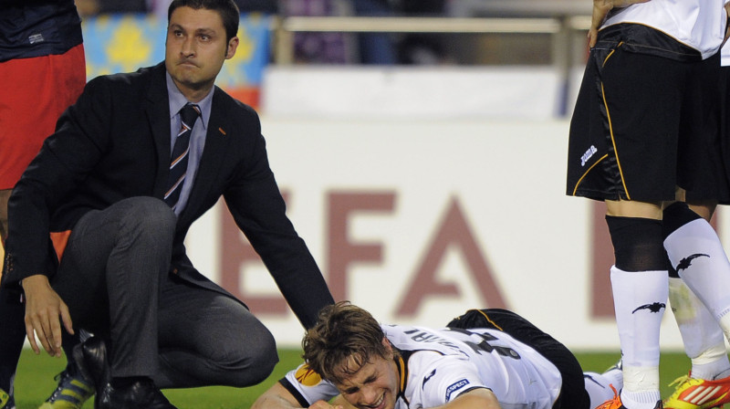 Serhio Kanaless īsi pēc savainojuma gūšanas 
Foto: AFP/Scanpix