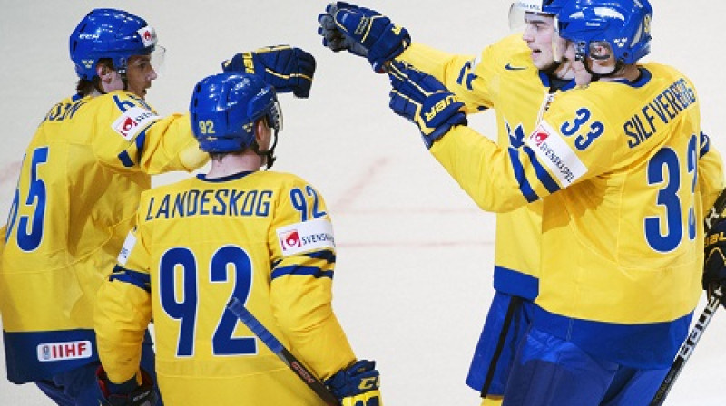 Pirmos vārtus zviedru labā šovakar guva Silfverberjs
Foto: AFP/Scanpix