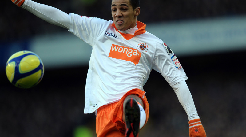 Pec Tomasa Insa (attēlā) sitiena "Birmingham" ieraidīja bumbu savos vārtos 
Foto: AFP/Scanpix