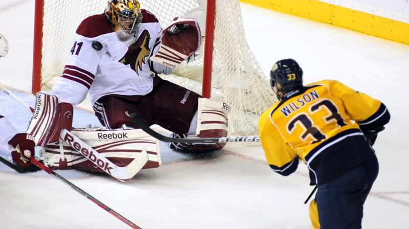 Zaks Smits aptur kārtējo "Predators" šāvienu 
Foto: AP/Scanpix