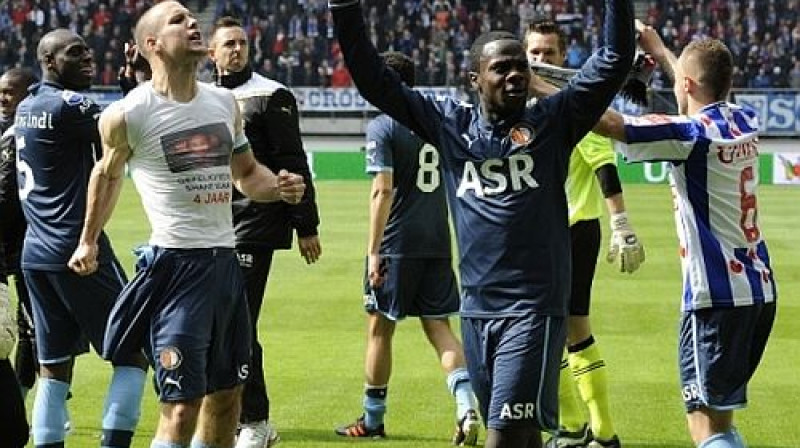 "Feyenoord" futbolisti priecājas par iekļūšanu Čempionu līgā
Foto: fcupdate.nl