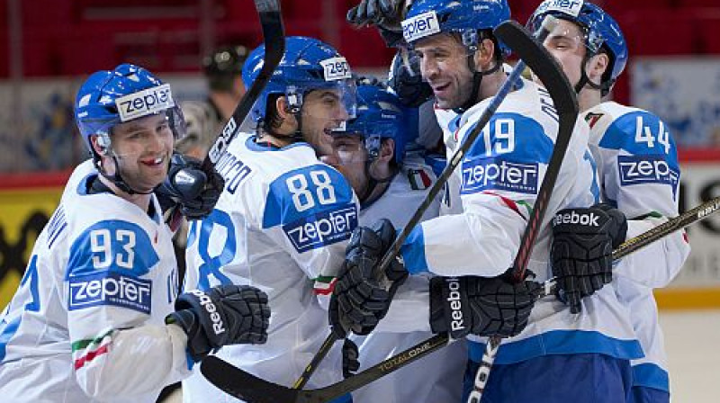 Itālijas hokejisti gavilē
Foto: AFP/Scanpix