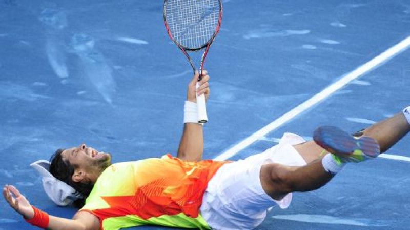 Fernando Verdasko ar 14. mēģinājumu beidzot uzvarējis Rafaelu Nadalu. Uz māla!
Foto: AP/Scanpix