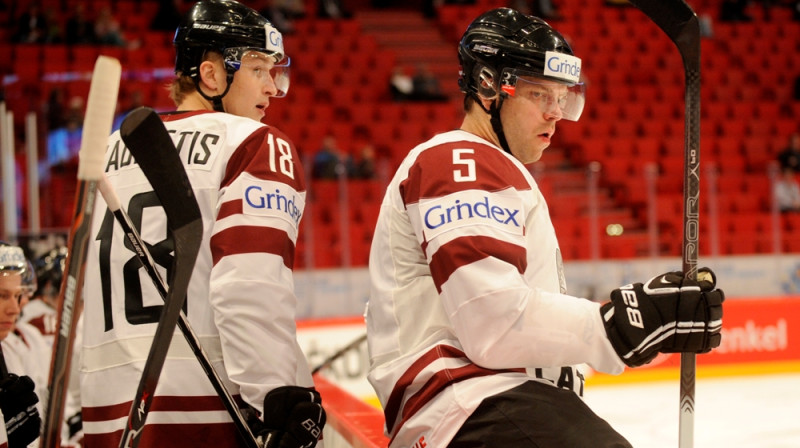 Kaspars Saulietis un Jānis Sprukts
Foto: Romāns Kokšarovs, Sporta Avīze, f64