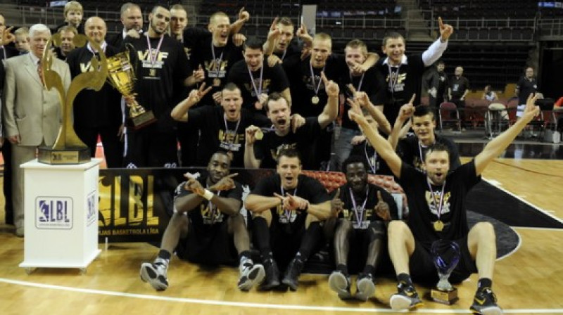 VEF basketbolistiem nākamsezon nebūs iespēja iekļūt Eirolīgā
Foto: Romāns Kokšarovs, Sporta Avīze/f64