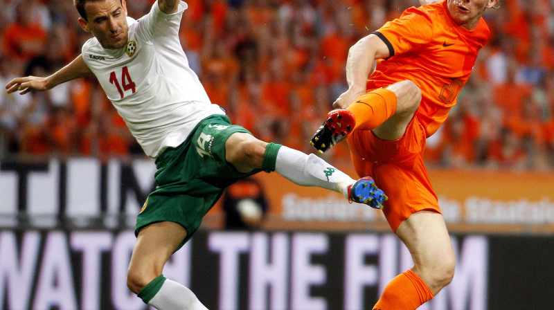 Divcīņa starp Veseliju Minevu un Dirku Kautu
Foto: AP/Scanpix