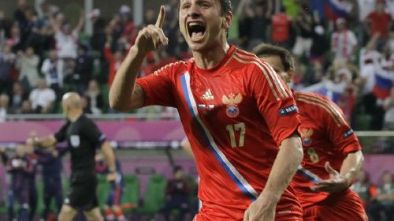 Alans Dzagojevs svin pirmo vārtu guvumu 
Foto: AP/Scanpix