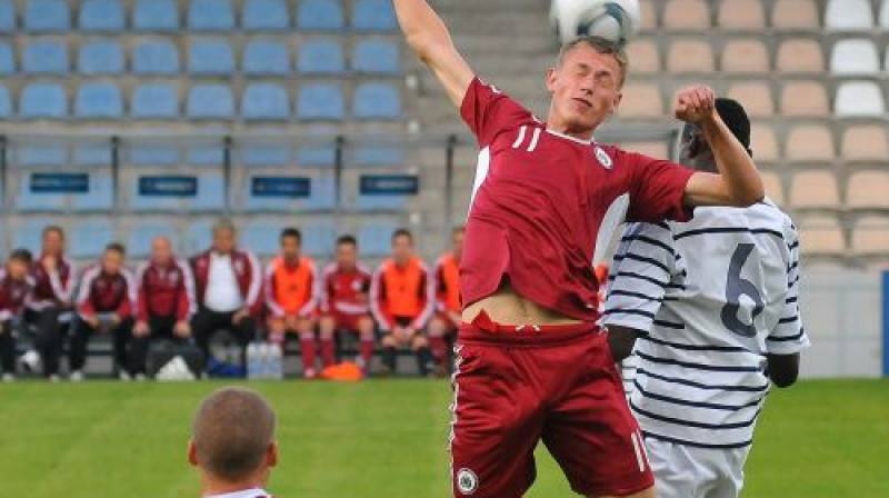 Eduards Višņakovs visbiežāk apdraudēja pretinieku vārtus
Foto: Romualds Vambuts, Sportacentrs.com