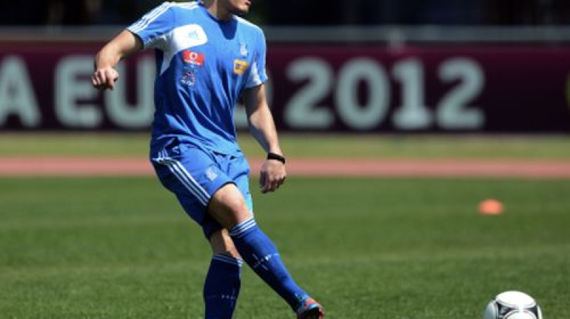 No trim labiem centra aizsargiem grieķiem vairs palicis tikai viens - Kirjakoss Papadopuloss
Foto: AFP/Scanpix