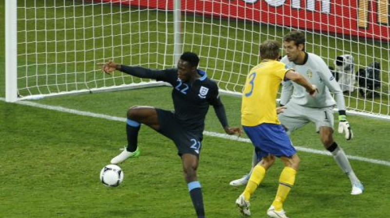 Denijs Velbeks pret Zviedriju guva skaistus vārtus
Foto: Reuters/Scanpix