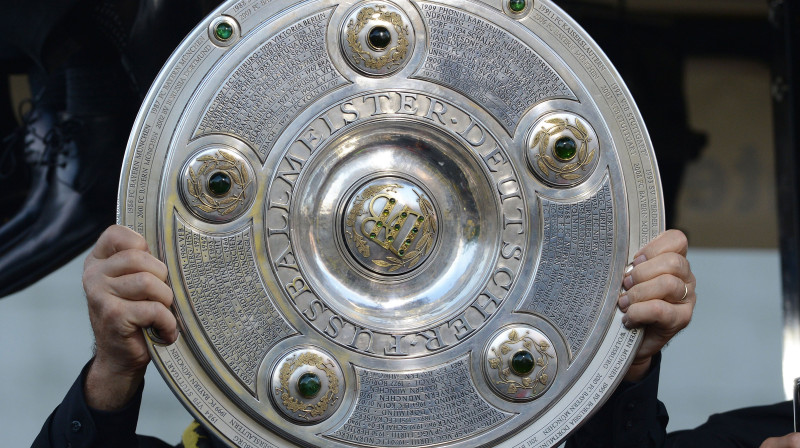Bundeslīgas čempionu šķīvi iepriekšējās divās sezonas izcīnījusi Dortmundes "Borussia" (Foto: AFP/Scanpix)