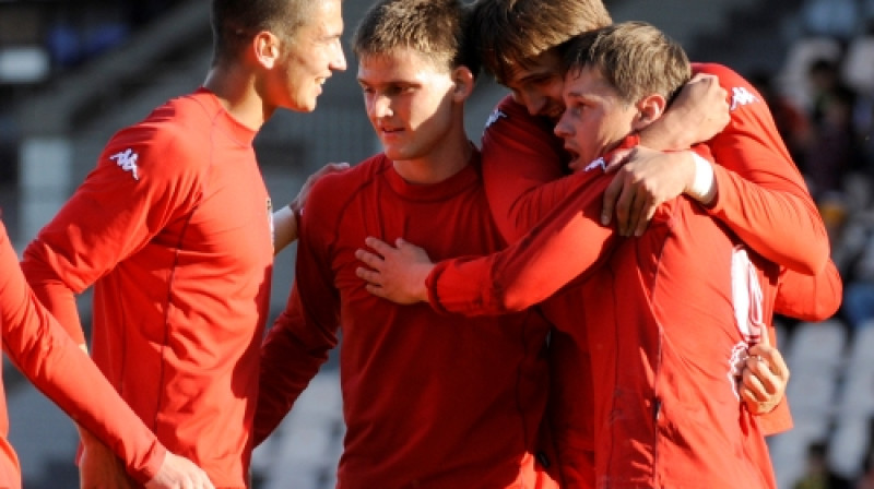 "Skonto" partneri apsveic Valēriju Šabalu
Foto: R.Kokšarovs (f64)