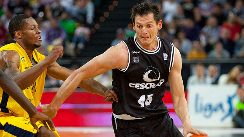 Jānis Blūms nav vienīgais, kurš ticis pie līguma ar Eirolīgas klubu
Foto: acb.com