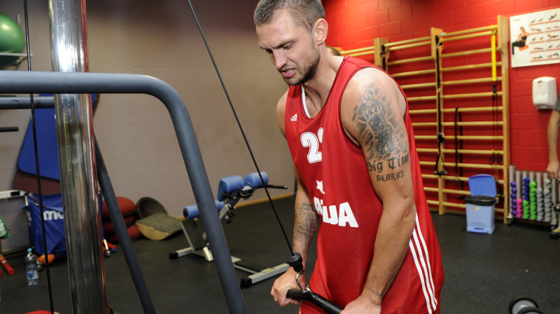 Armands Šķēle: vēl viens mēģinājums atgriezties valstsvienībā.
Foto: Romāns Kokšarovs, Sporta Avīze, f64