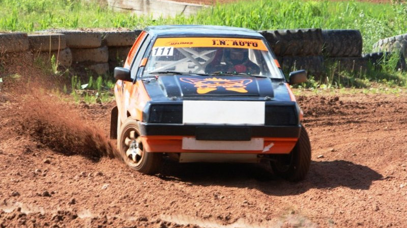 Folkreiss Brenguļu trasē
Foto: autokross.lv