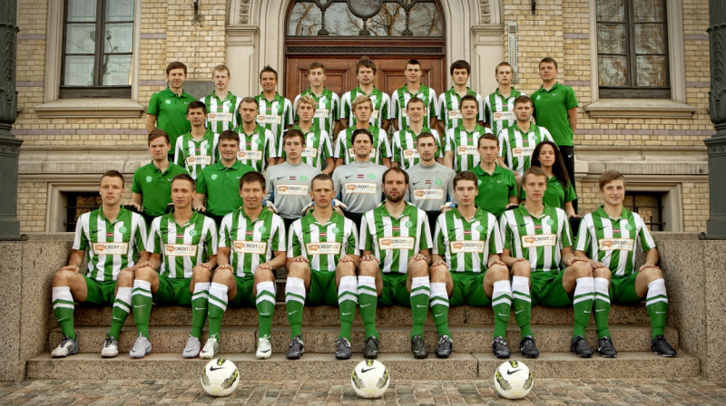 FS METTA/Latvijas Universitāte kopbilde 2012
Foto: Einārs Freimanis (einarsfreimanis.lv)