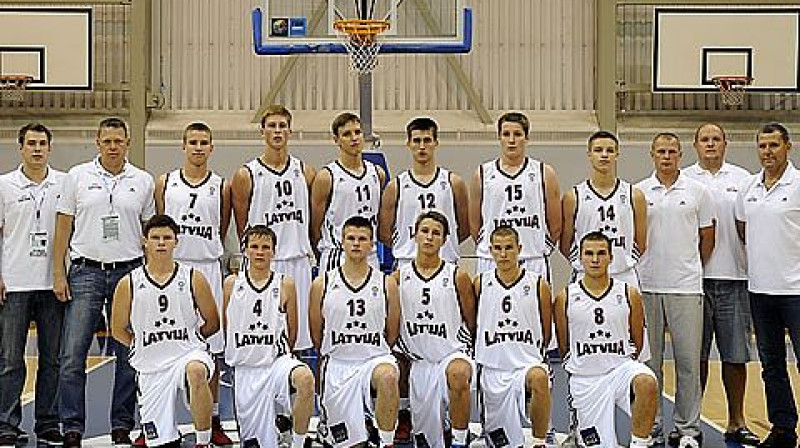 Latvijas U16 izlase Eiropas čempionātā Ventspilī
Foto: Romāns Kokšarovs, "Sporta Avīze", f64