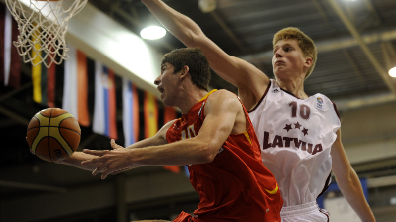 Rinalds Mālmanis 
Foto: Romāns Kokšarovs, "Sporta Avīze", f64