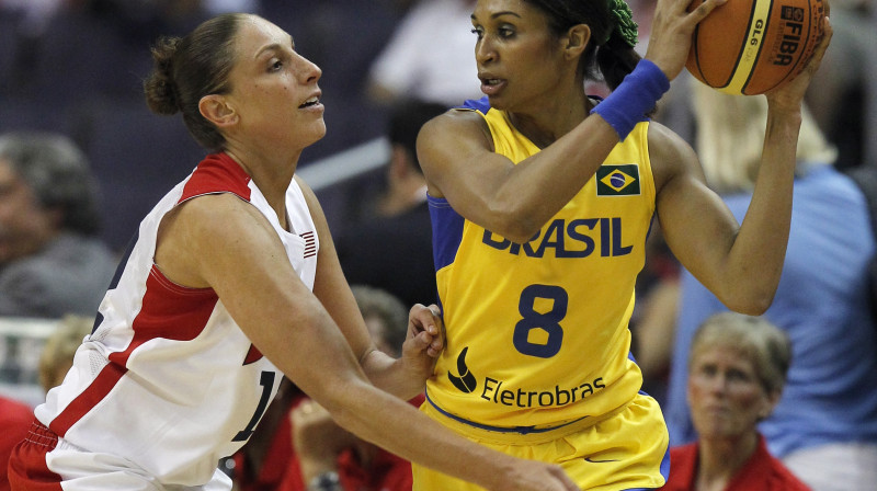 Izaine Kastru Markeša pret Daienu Taurasi 16. jūlijā Vašingtonā
Foto: AP/Scanpix