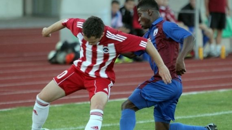 Ritis Leliuga pret Onjelo
Foto: Ivars Veiliņš, www.jelgavasvestnesis.lv