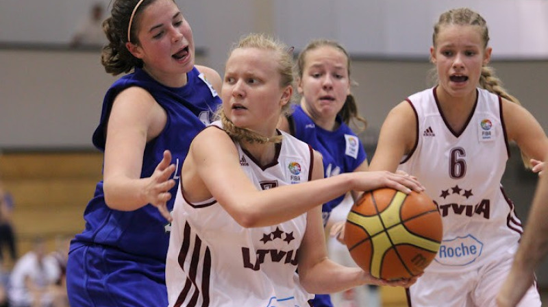 Beāte Markāne un Marta Bergmane Eiropas čempionātā Tallinā
Foto: Jānis Avotnieks