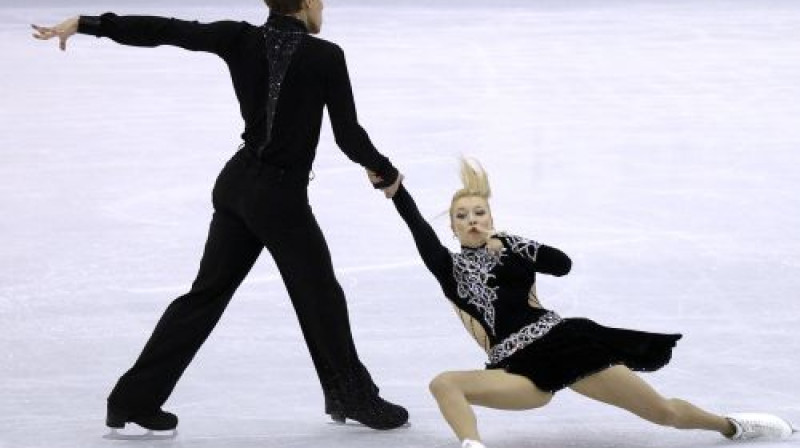 Dmitrijs Solovjovs un Jekaterina Bobrova
Foto: AFP/Scanpix