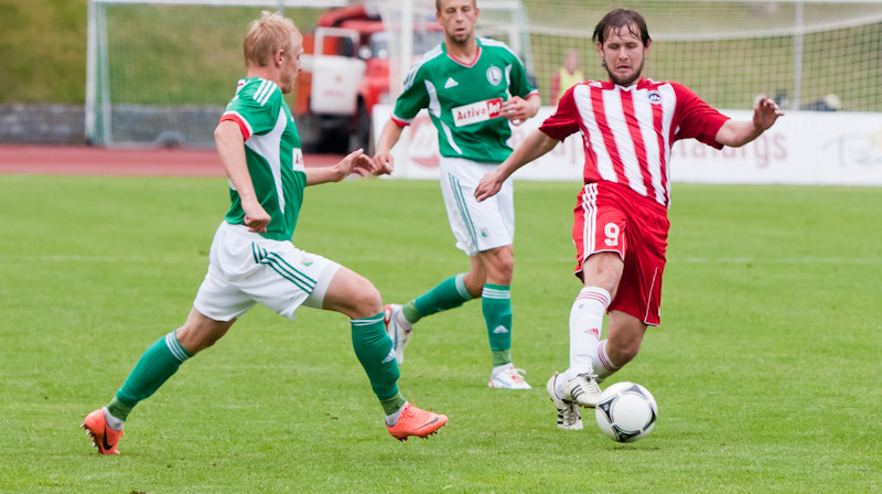 Ar bumbu Toms Tamošausks
Foto: www.skliepajasmetalurgs.lv