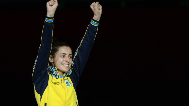 Olimpiskā čempione paukošanā Jana Šemjakina 
Foto: AFP/Scanpix