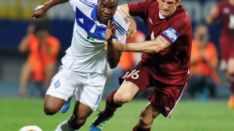 Ideije Brauns (pa kreisi) pērn ČL kvalifikācijas mačā pret "Rubin"
Foto: AFP/Scanpix