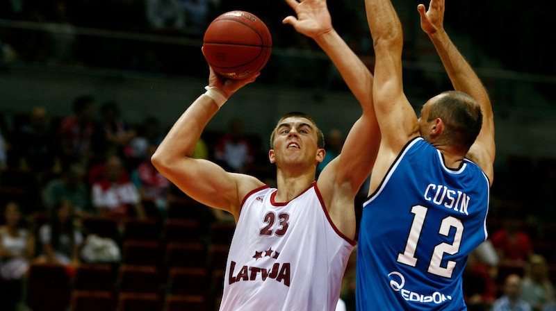 Mārtiņš Meiers: 17 punkti un 6 atlēkušās bumbas treniņspēlē ar Somijas izlasi.
Foto: pzkosz.pl