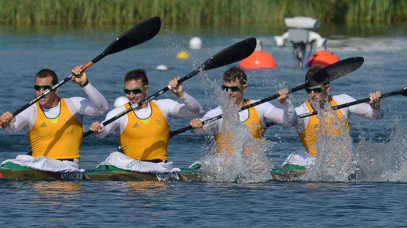 Austrālijas četrinieks - Londonas čempioni kajakiem 
Foto: AFP/Scanpix
