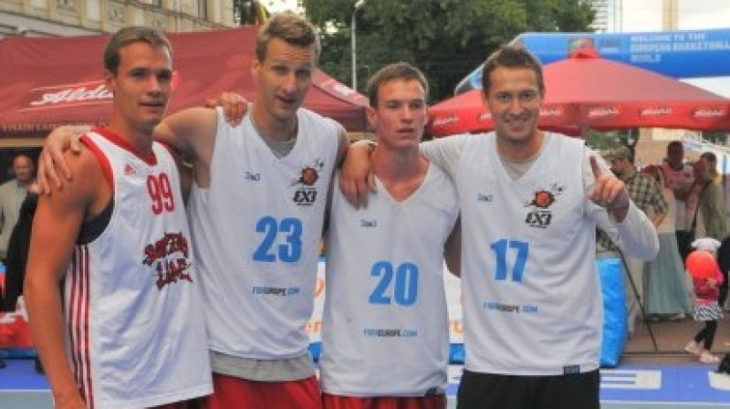 Gemius - Latvijas čempioni 3x3 basketbolā uzņēmumu grupā.
Foto: Romualds Vambuts