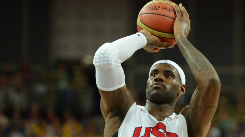 Lebrons Džeimss šovakar eksaminēs Spānijas izlasi
Foto: AFP/Scanpix