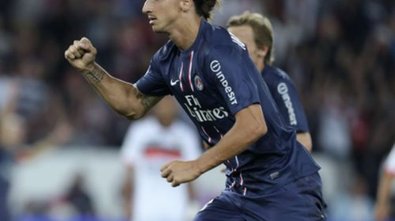 Zlatans Ibrahimovičs Francijas čempionātā debitēja ar diviem vārtiem un izrautu neizšķirtu
Foto: AFP/Scanpix