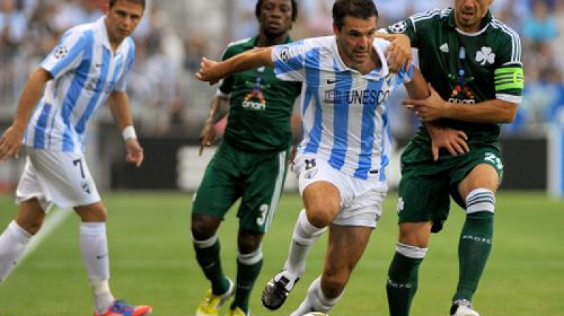 Žeremijs Tulalāns pret Kostasu Kacurani
Foto: AFP/Scanpix