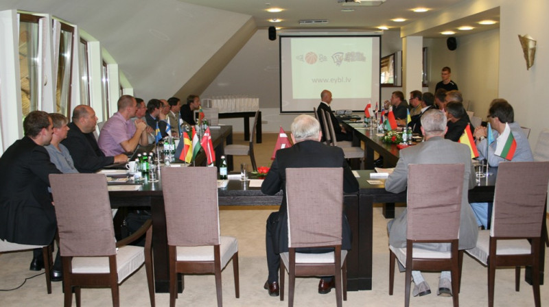 EYBL sāk kļūt par pasākumu ar iespaidīgām kontūrām...

Foto:eybl.lv