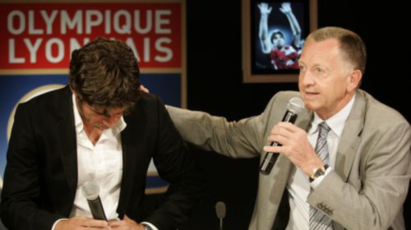 Žuninju savā pēdējā preses konferencē Lionas "Olympique"
Foto: AP/Scanpix