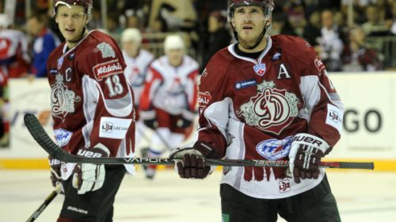 Mārtiņš Karsums (pa labi)
Foto: Romāns Kokšarovs, Sporta Avīze, f64